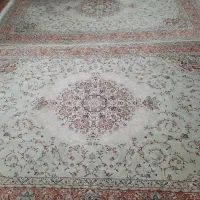 دو عدد فرش ۶ متری نیاوران