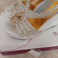 صندل مجلسی و پاپوش دخترونه