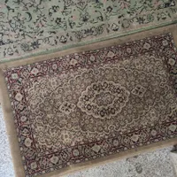 کناره و ی فرش اتاق خواب