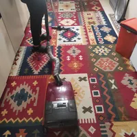 فرش حدود ۱ و نیم در چهار متر