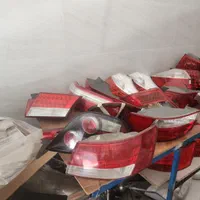 چراغ خطر اپتیما سوناتا کولیوس آزرا کمری is استوک|خدمات موتور و ماشین|تهران, وردآورد|دیوار