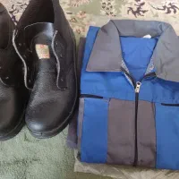 لباس کار شرکتی و کفش کار نگهبان نو