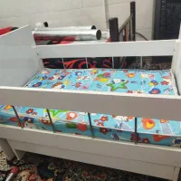 تخت گهواره کودک به همراه تشک ۵تومن