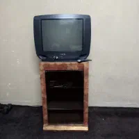 تلویزیون اوسان و میز