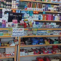 یخچال و قفسه سوپر مارکت با تمامی لوازم