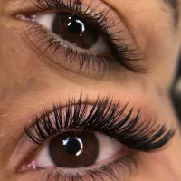 تخفیف ویژه اکستنشن مژه به صورت حرفه ای و تخصصی
