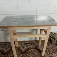 میز چوبی مرغوب و چند منظوره مناسب آشپزخانه و کار