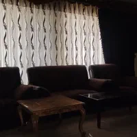 پرده شیک و در حد نو با تمام وسایل