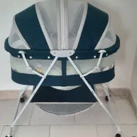 تخت و گهواره نوزاد