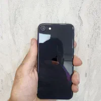 ایفون iphon se2020