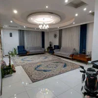 85متر-اندیشه-فاز-1-پارکینگ-سندی-روبه-نما-غرق-نور