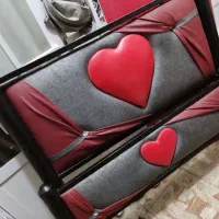 فروش تخت خواب یکنفره ومیز تلویزیون ویترین