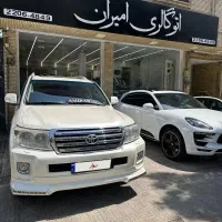 لندکروز 2011 تک برگ
