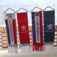 میدرنج 8 پرچم و زنجیر آدیداس|قطعات یدکی و لوازم جانبی|اردبیل, |دیوار