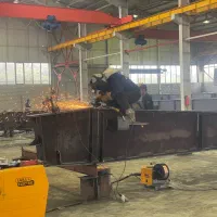 جوشکارco2 نقاش سوله نیمه ماهر  برشکار