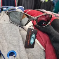 عینک های اسپرت آمریکایی اوکلی Okley