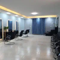 آموزش کوتاهی مو ( بانوان ) حرفه ای در سالن سرسبز