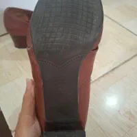 کفش سایز ۳۷ چرم طبیعی|کیف، کفش، کمربند|قم, چهل درخت‎|دیوار