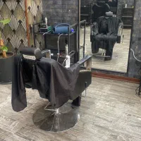 به یک آرایشگر آقا، خوشتیپ و کاربلد نیازمندیم|استخدام درمانی، زیبایی، بهداشتی|کرج, گوهردشت|دیوار