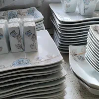 با سلام چینی 12 نفره برجسته اصلا استفاده نشده