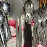 فروش قاشق،چنگال و چاقو نو نزدیک ۳۰۰تیکه جدا و یکجا|ظروف سرو و پذیرایی|محمودآباد, |دیوار