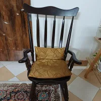 صندلی راک و سطل و جادستمالی