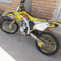 شاسی‌کراس‌rmz