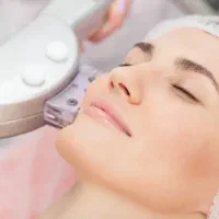 لیزرموهای زائد همراه باآفرویژه فصل