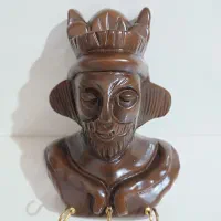 جاکلیدی چوب گردو فندقی|مجسمه، تندیس، ماکت|قم, شاه سید علی|دیوار