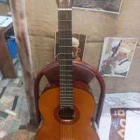 گیتار یاماها c40