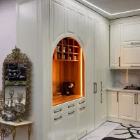 شاگرد کابینت سازی