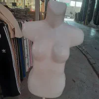 مانکن نیم تنه