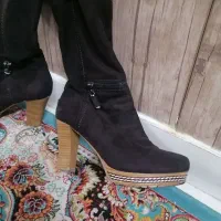 2عددکفش.نونو.برای عروس خانم.پوتین هم درحدنو|کیف، کفش، کمربند|تهران, شهرک رضویه|دیوار