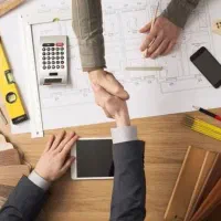 برای ساختن زمین خود تماس بگیرید/مشارکت در ساخت