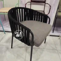 صندلی فلزی رستورانی هتل ویلا کافه