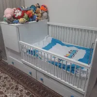 تخت و کمد بچه