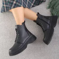 بوت و کتونی زنانه