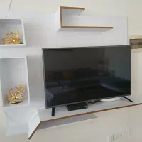 زیر‌تلویزیون‌دیواری