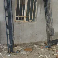 درب حیاط. نرده راپله. بار بن آریسان