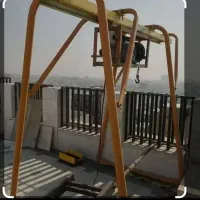 اجاره ماهیانه و روزانه دستگاه بالابر ساختمانی