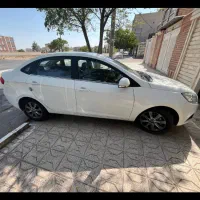 جک j4  تمیز و با کیفیت