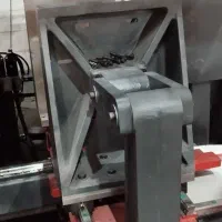 اهنگری جوشکاری ومونتاژکاری کلیه مصنوعات فلزی