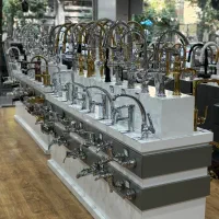فروشگاه قهرمانی شهریار