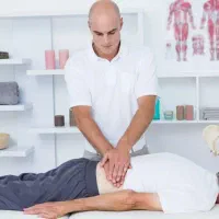 کایروپراکتیک و کمر درد شانه و سیاتیک