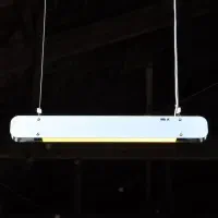 لوستر مدرن خطی