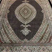 (فرش فرزین)جفت۹مترنقشه ماهی کمال الملک،۴۰رج ،۱۵متن