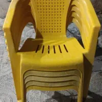 صندلی پلاستیکی