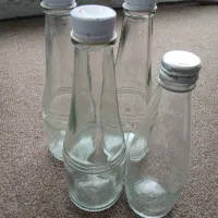 بطری های شیشه ای