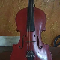 ویولن قدیمی حرفه‌ای