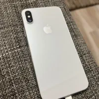 ایفون x سالم فقط یک تکه جزئی خرابی قابل تعمیر